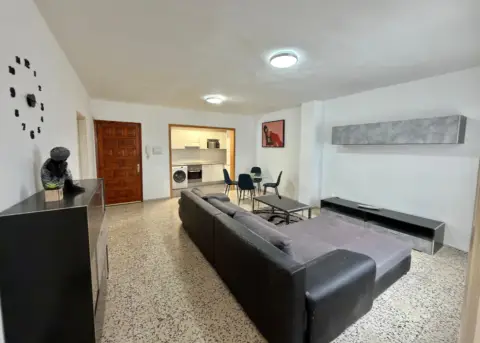 Piso en calle Agustín de Bethencourt
