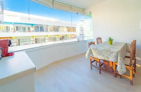 Estudio en Avenida Familia Betancourt y Molina, 25