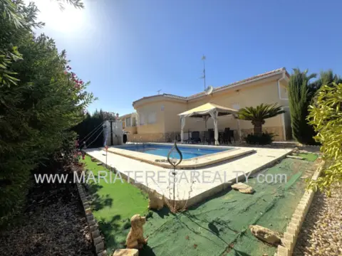 Casa en Gea y Trullols