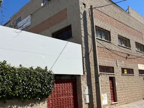 Nave industrial en Zarzaquemada