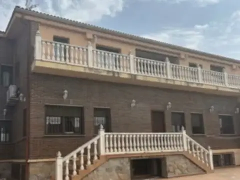 Chalet en Casarrubios del Monte