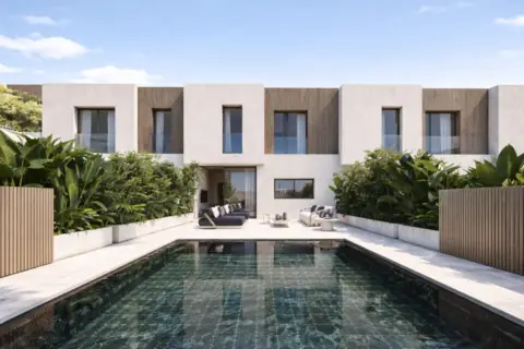 Chalet adosado en Riogordo