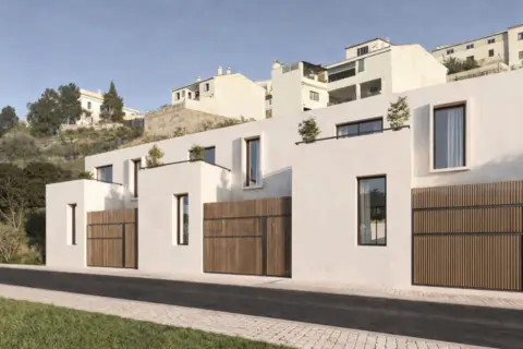 Chalet adosado en Riogordo