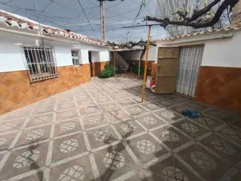 Casa en calle de la Fuente Maese Pedro