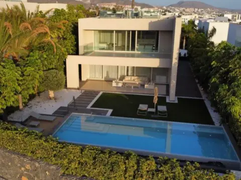 Casa en calle Tajore