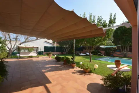 Casa en Avinguda de Mont-ras