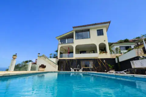 Casa unifamiliar en Avenida de Venezuela