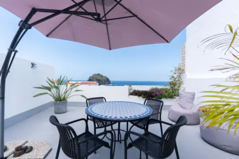 Casa adosada en calle Santo Domingo