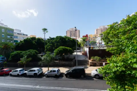 Piso en calle Ramon Y Cajal