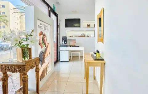 Local comercial en calle del Aljibe, 18