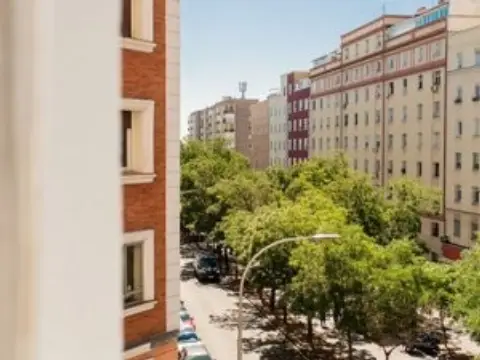 Apartamento en calle del Alcalde Sáinz de Baranda, 49