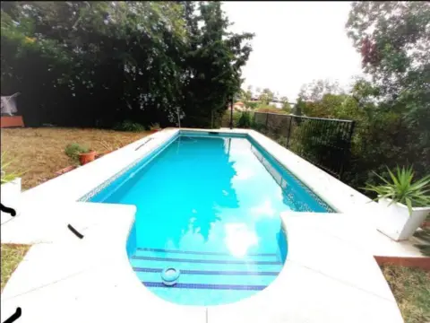 Chalet unifamiliar en Avenida del Cortijo de Calahonda