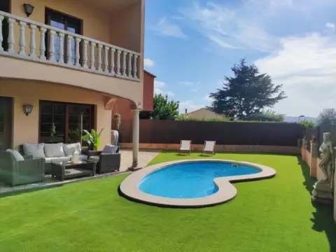 Casa en Carrer del Rossinyol