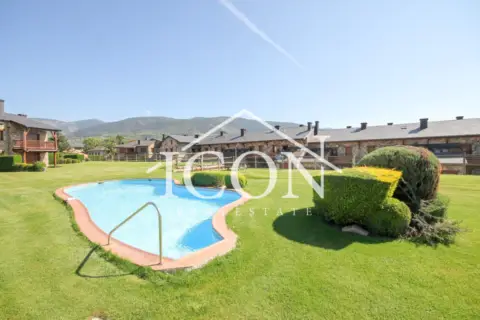 Dúplex en Sainte-Léocadie