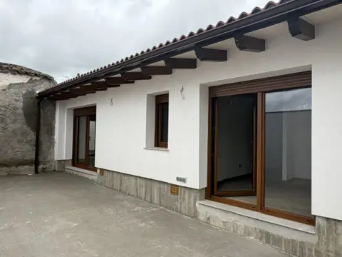 Casa unifamiliar en calle Hortensia