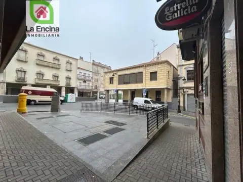 Piso en calle de la Reina Sofía