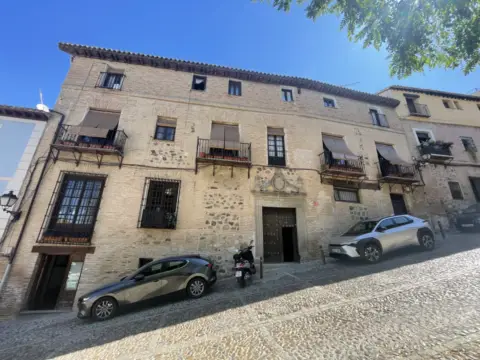 Casa en calle de Santa Leocadia