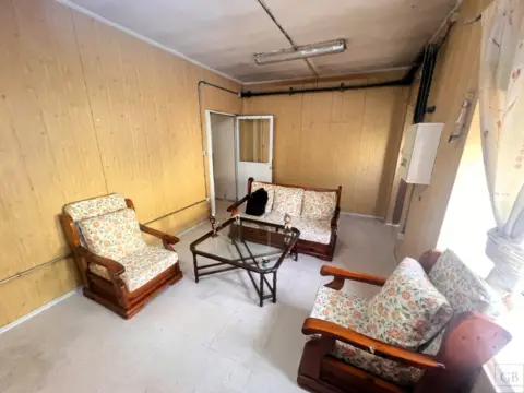 Chalet adosado en calle de la Flor