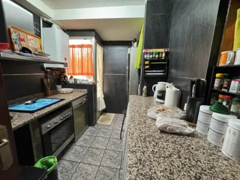 Piso en calle de la Escoda, 8