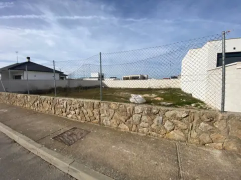 Terreno en calle de Duerna, 17