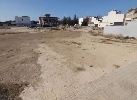 Terreno en Avinguda de la Llibertat