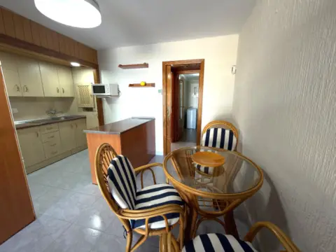 Piso en calle Isla de Aldabra, 31