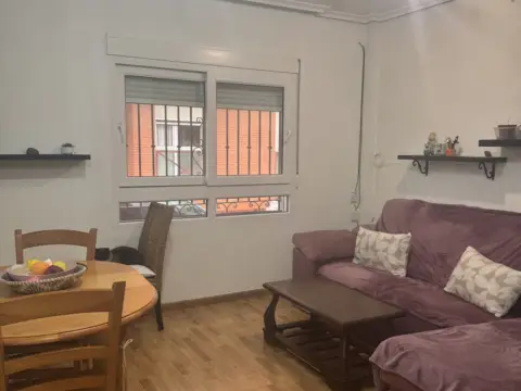 Piso en calle de Conesa, 5