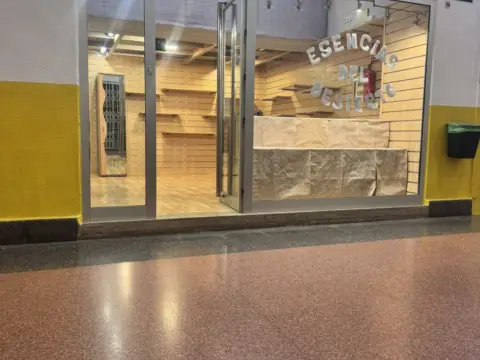 Local comercial en Avenida de Murcia