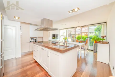 Chalet adosado en calle de la Sierra del Agua