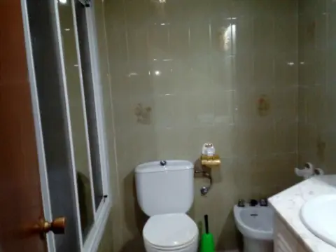 Piso en Santa Rosa-Valdeolleros