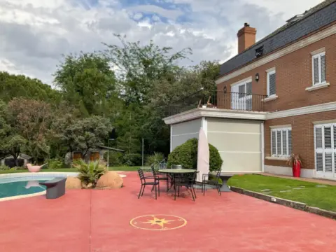 Chalet unifamiliar en calle del Pisuerga