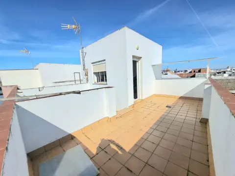 Dúplex en calle de Cuadra y González, 1