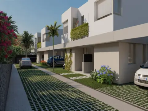 Chalet adosado en calle Bicacarera