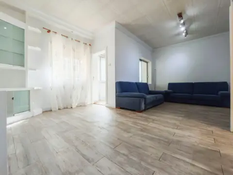 Piso en calle Talavera Tío Pino, 5