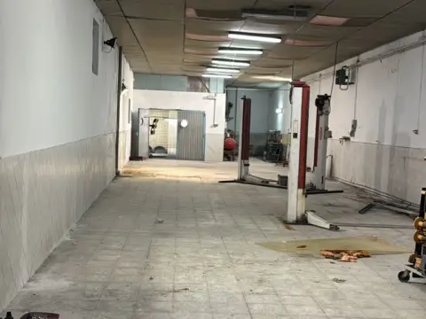 Nave comercial en calle de Fraga Iribarne, 15