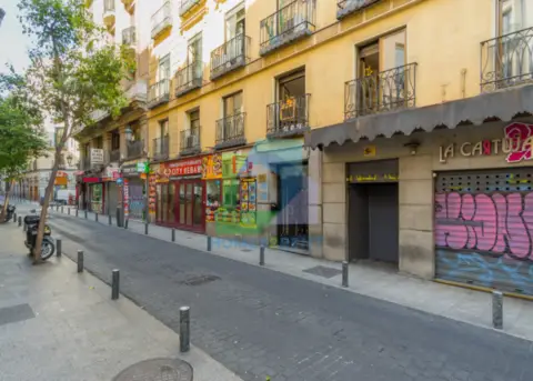 Piso en calle de la Cruz, 10