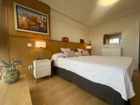 Piso en calle del Teniente Fuentes Pila