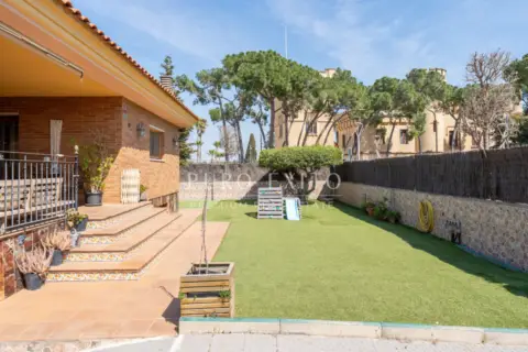 Casa en Avenida  de Montserrat  43480 Vila-Seca (Tarragona)