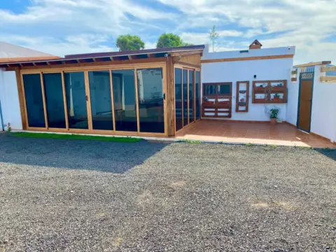 Chalet unifamiliar en calle Caserío de La Angurria