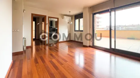 Piso en Carrer de l'Eix de l'Onze de Setembre