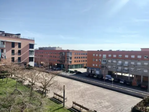 Apartamento en calle de Santos Ochandátegui, 71