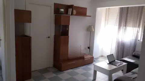 Piso en calle de la Serrana