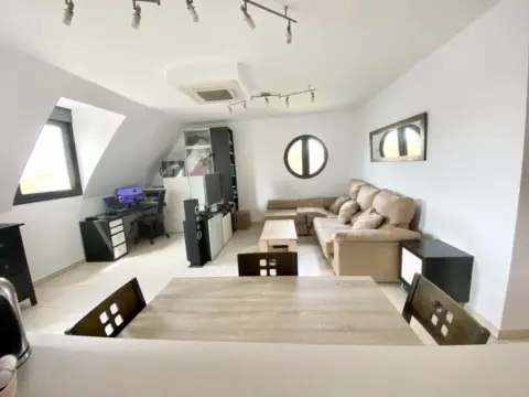 Piso en Travesía de Carabaña, 17