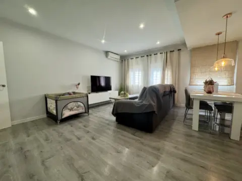 Piso en calle de Francisco Cortijo