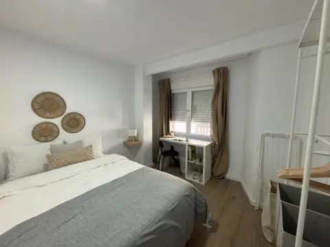 Habitación en calle de Vicente Brull, 76