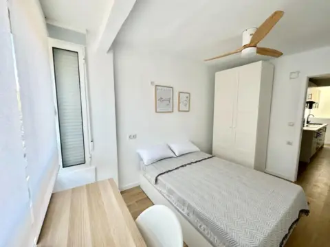 Habitación en calle de Ramón Marquet, 6