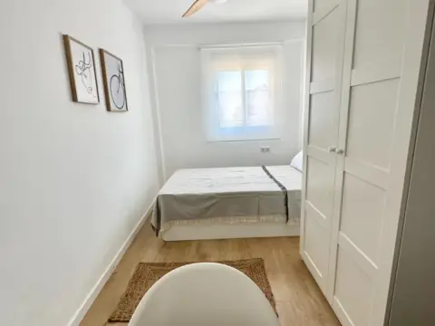 Habitación en calle de Ramón Marquet, 6