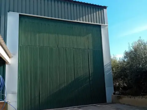 Nave industrial en calle de los Llanos