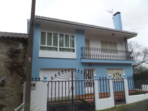 Casa en calle Viro, nº 21