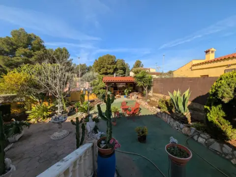 Chalet en Partida Morral